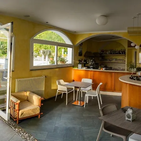 Ξενοδοχείο Bellavista 3*